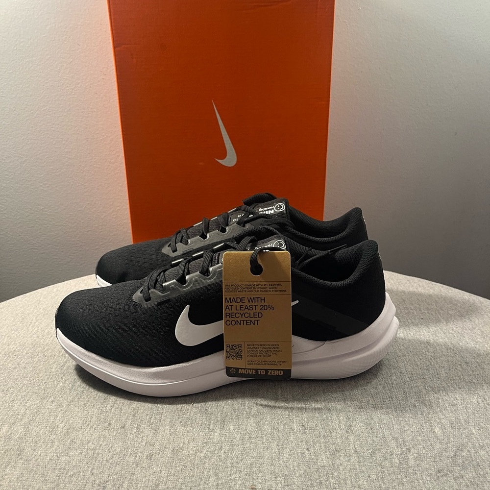 Nike Air Winflo 10 Black White Running Athletic Shoes Men's Size 11.5 DV4022-003 - Picture 4 of 10